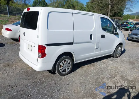 2017 Nissan Nv200 2.5S/2.5Sv z USA, uszkodzony, nr VIN 3N6CM0KN0HK703111